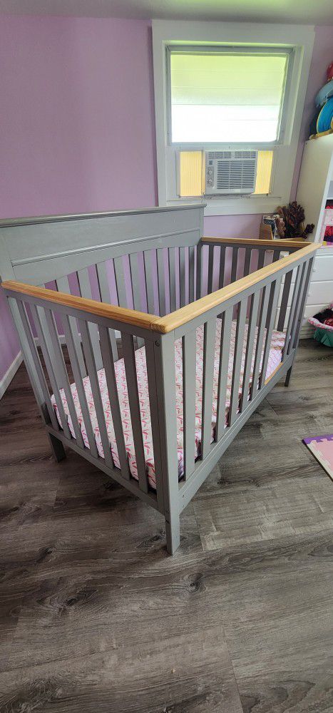 3 Stage Crib And Sealy Mattress