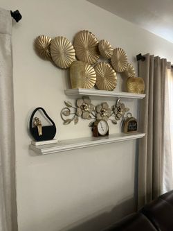 7-Piece Luxury Gold Accent & Wall Art Set.