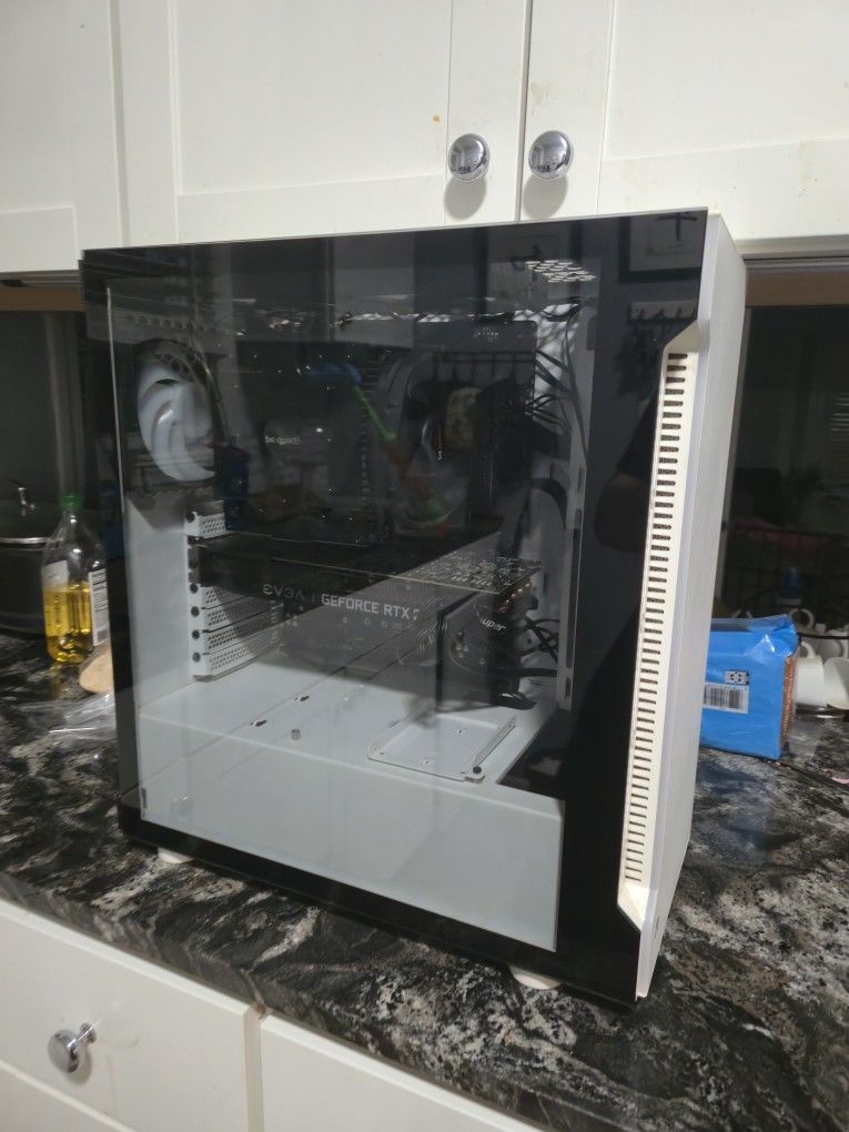 Gaming PC // Core i7-10700 // RTX 2070 Super