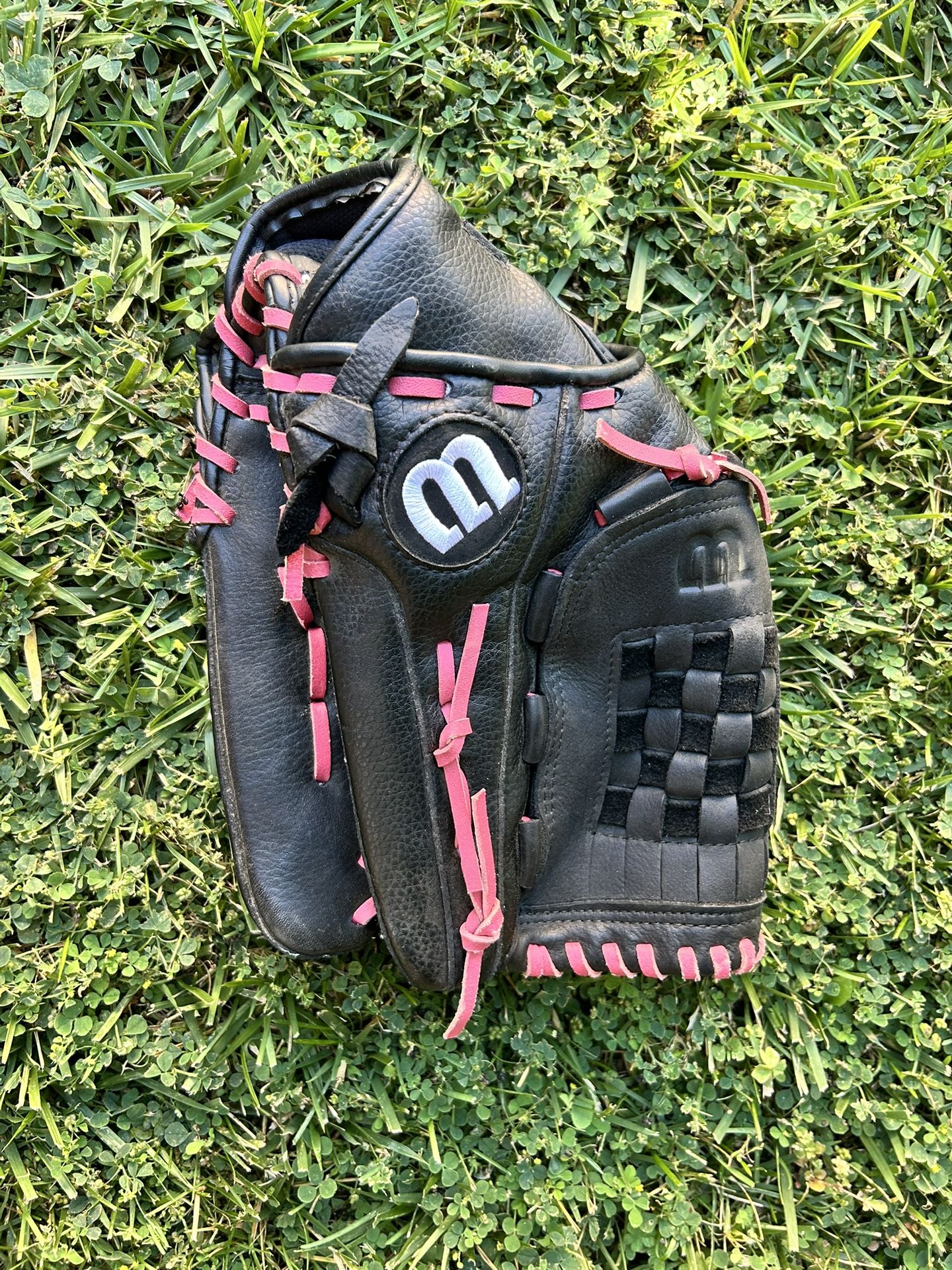 SOFTBALL MITT 13”
