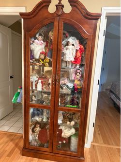 Curio  cabinet