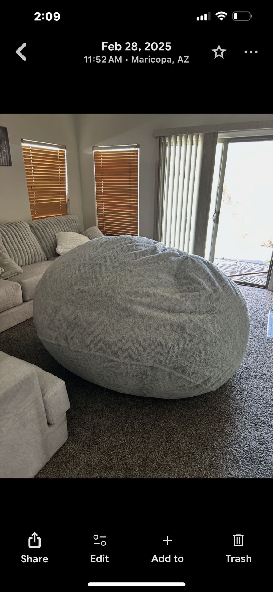 SUPER SUPER HUGE BEAN BAG