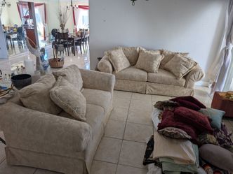 Sofa & loveseat