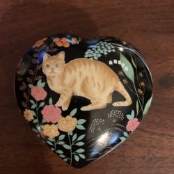 Vintage Action Japan Porcelain Tabby Cat Trinket Box
