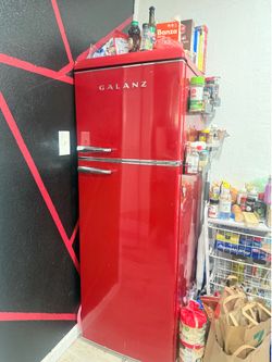 FRIDGE