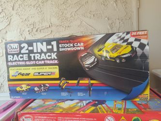 Brand new 2-in-1 race track