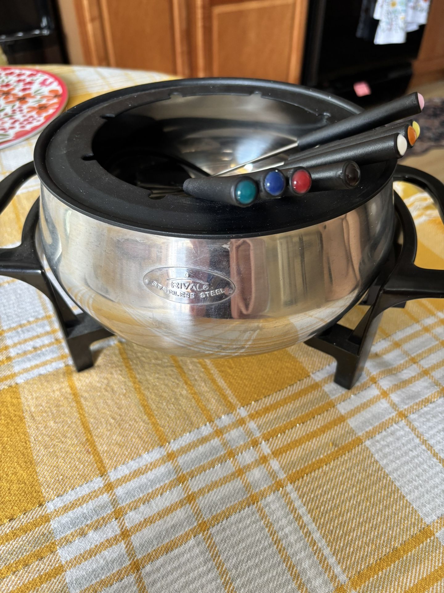 Fondue Pot 