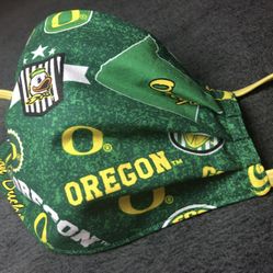 Oregon Ducks Face mask , Three layers, Adult size XL , Cotton, elastic ear loops, Nose Wire, reversible, washable, handmade