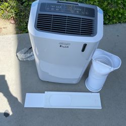 DeLonghi 12000 BTU Portable Air Conditioner Cools Up To 500sq Ft