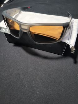 New In Box - Oakley Heliostat Men's Sunglasses With Prism HD Lenses