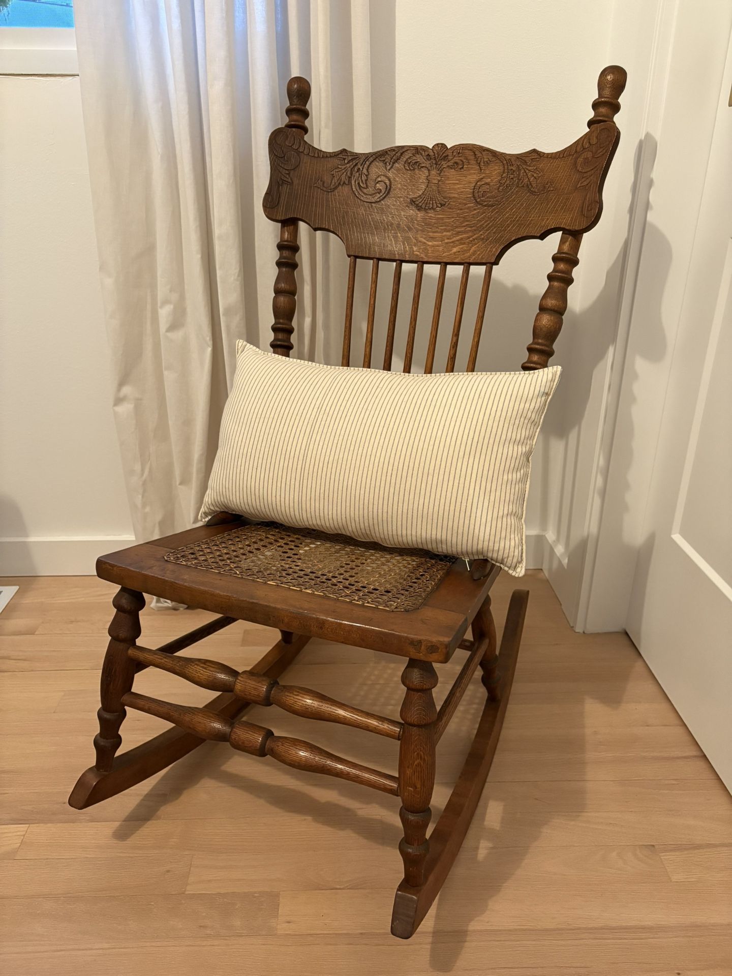 Antique Oak Rocking Chair With Cane Seat