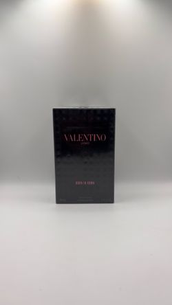 Valentino Uomo Born In Roma