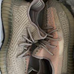 YEEZY BOOST 350 Sánd Taupe