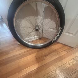 BEASTMODE TIRE ALMOST NEW