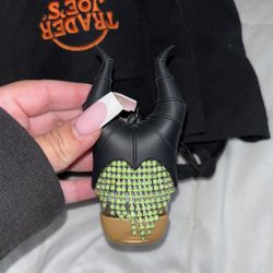 Bath & Body Works, Maleficent Hand Sanitizer Holder