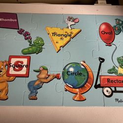 Children's Puzzles Bundle of 2 puzzles 12 pieces each. Out of box 