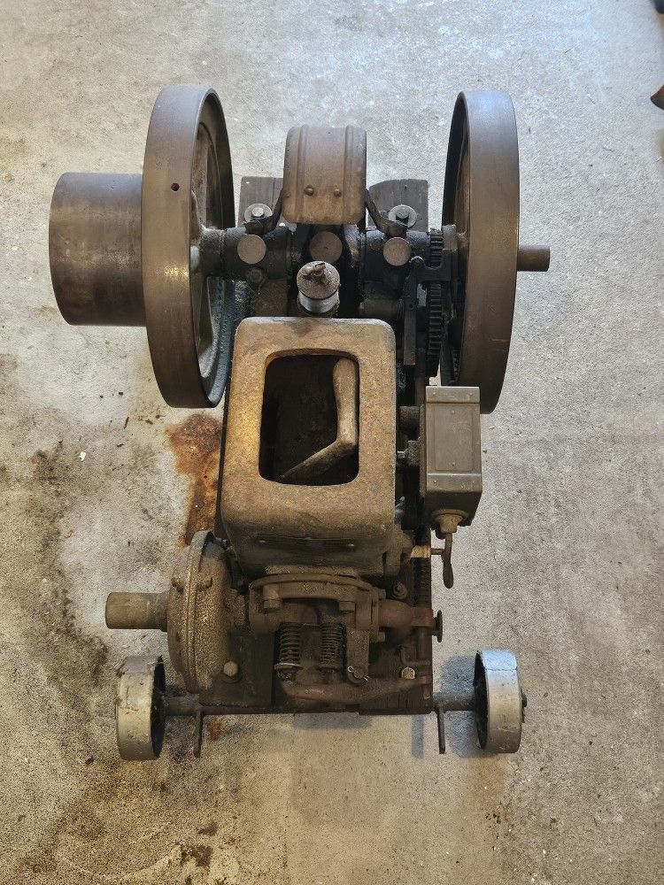 Johnson & Fuller 2HP Flywheel Engine Mondel NB