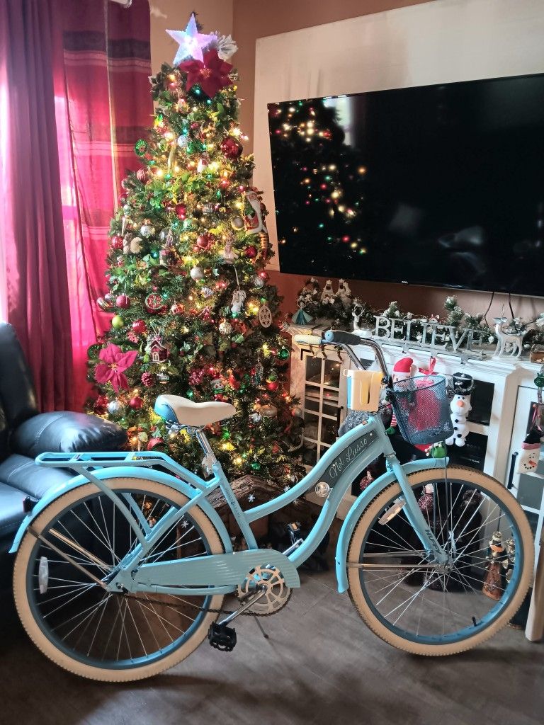 LIKE NEW HUFFY NEL LUSSO CRUISER BIKE 