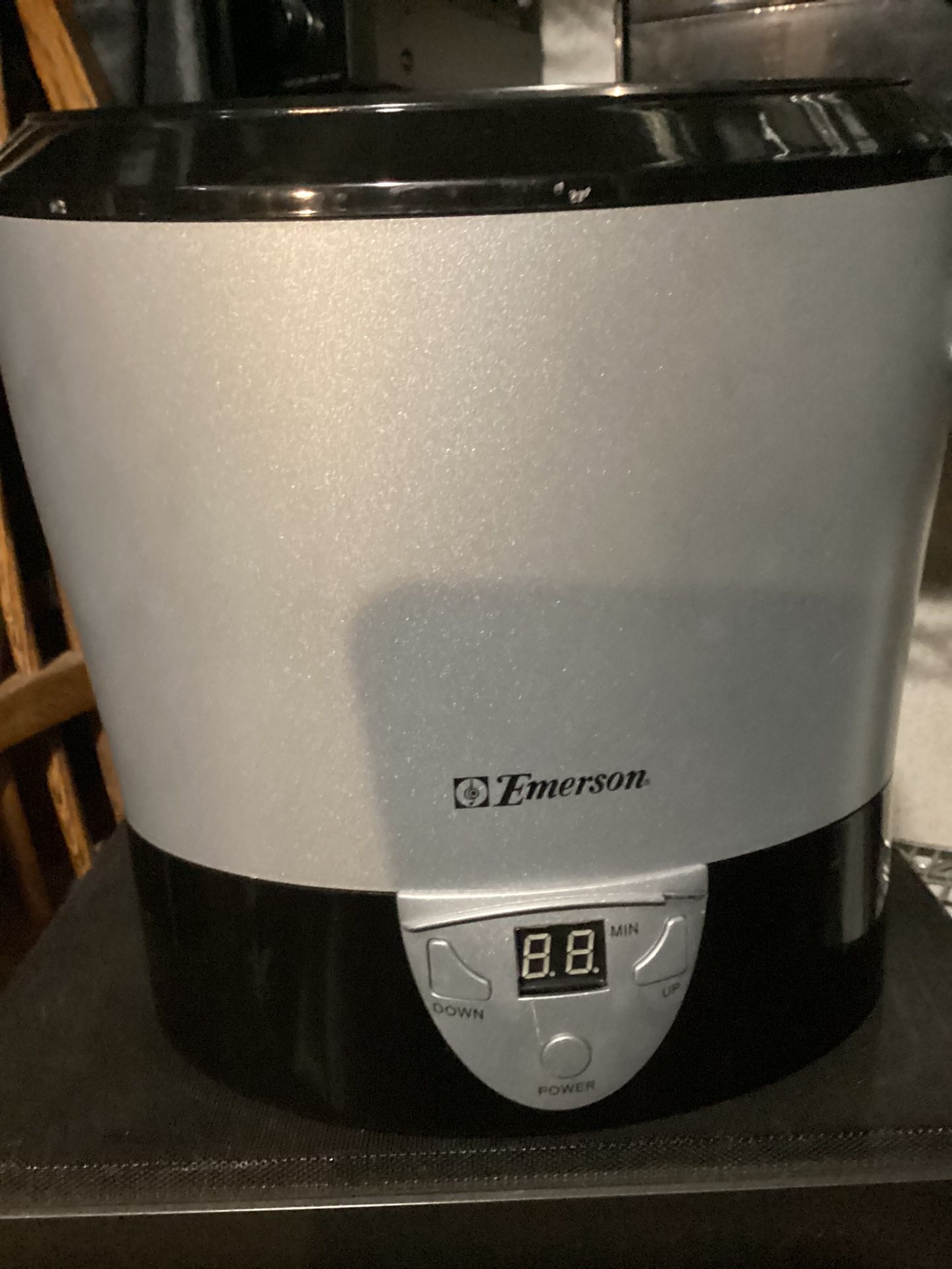 Emerson Two Bottle Can Electric Ice Bucket Wine Bottle Chiller Cooler
