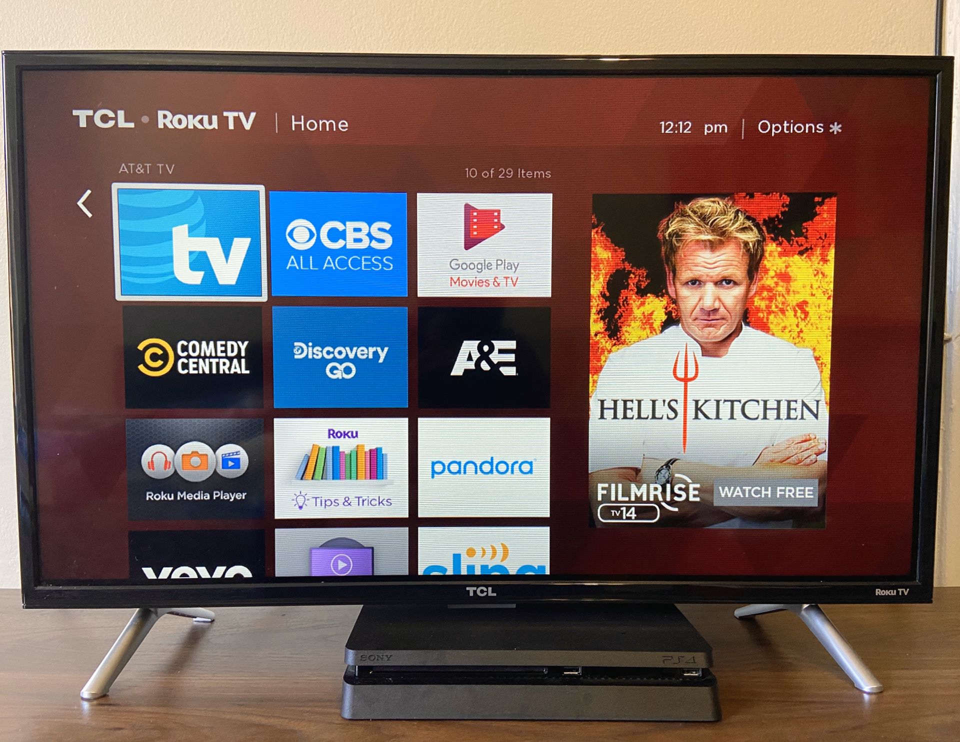 TCL LED TV 32-Inch 720p with Roku Smart (32S305); MUST GO by 8/17/20