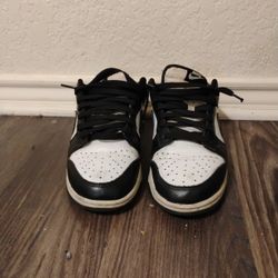 Nike Dunk Low Pandas Size 8.5 Already Worn No Box