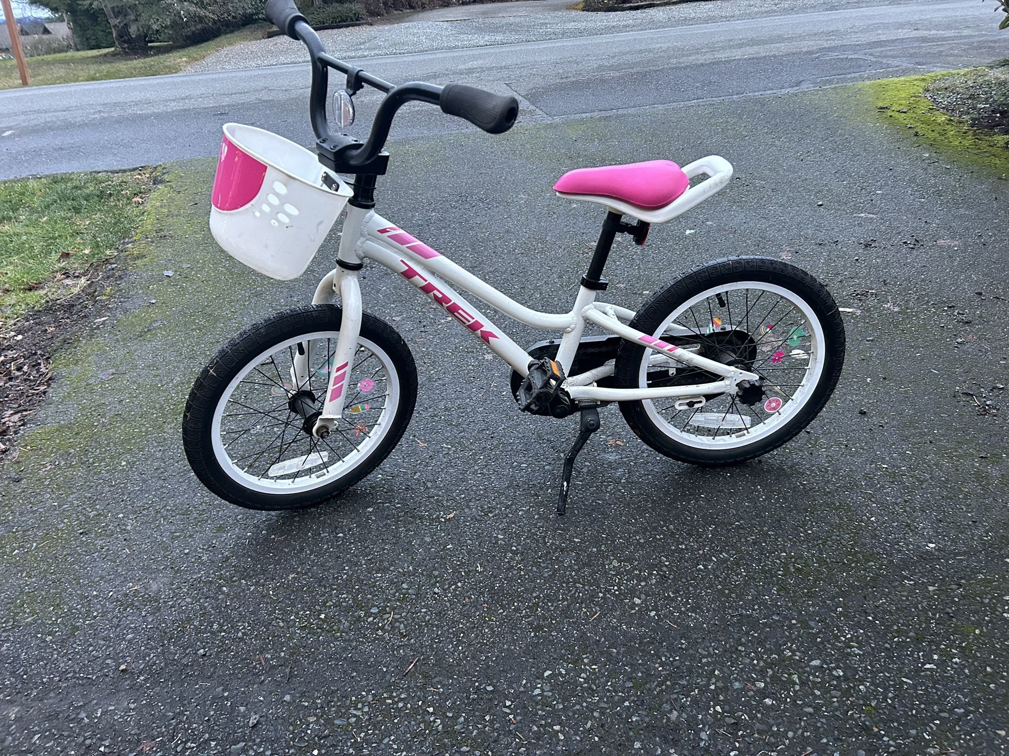 Trek Precaliber Kids Bike 16” With Basket