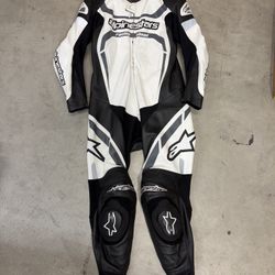 Alpinestars Motegi V2 1 Piece Suit