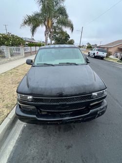 99-02 chevy silverado HD HOOD AND GRILL