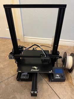 Creality Ender 3D Printer with filament dryer boxer