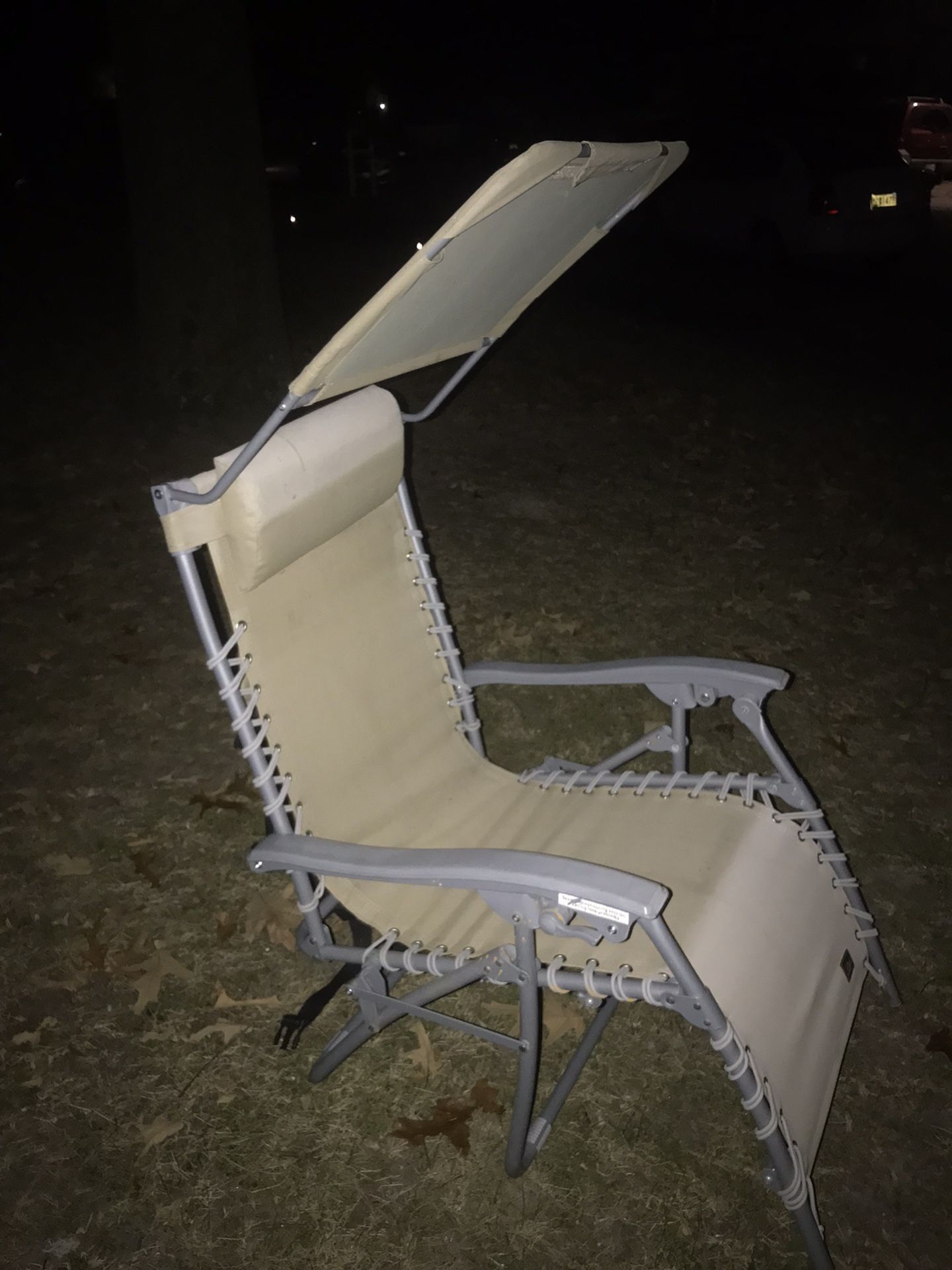 Lnew Gravity Chair With Awning Very Nice Only $40 Firm