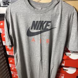 Nike air tee men’s size large grey used 