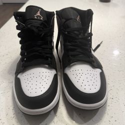 new pink/purple nike air jordan’s 