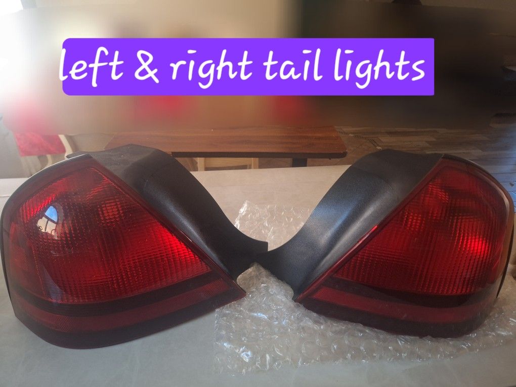 Left & Right Tail Lights. Fits My 06 Grand Marquis Also Fits A Ford Crown Victoria