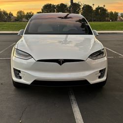 Tesla Model X Performance 