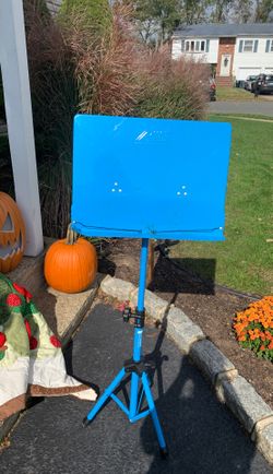 Heavy duty music stand