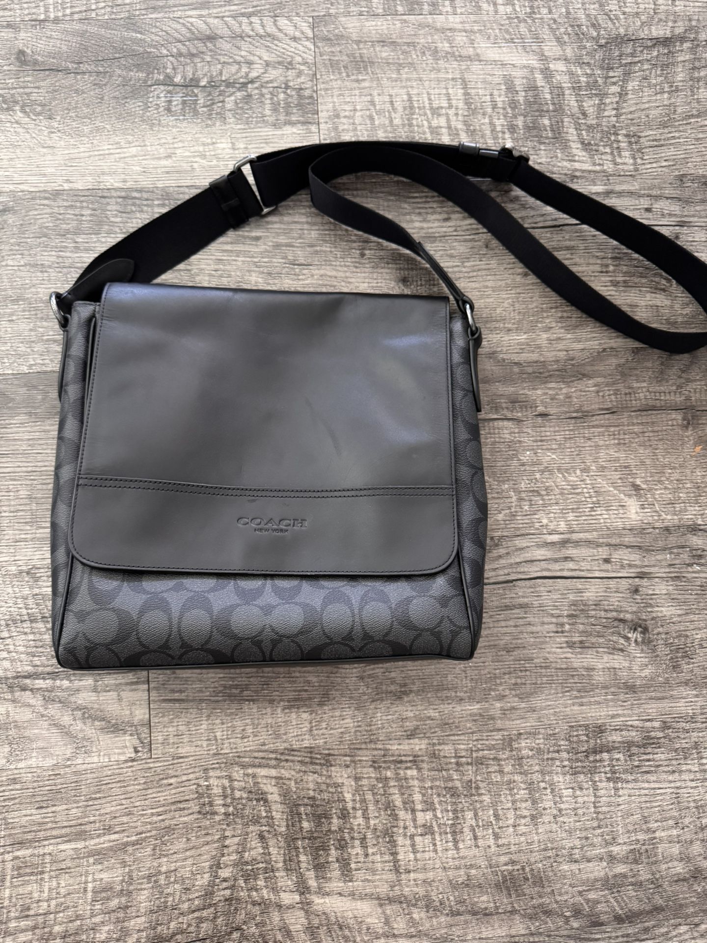 Coach messenger bag