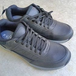 George Memory Foam Mens Shoes Size 10 Brand New w Tags