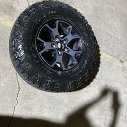 2018 Jeep Wrangler Tire
