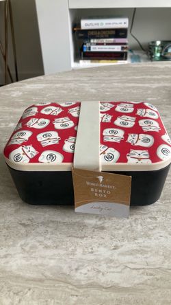 New World Market Lucky Cat Bento Box