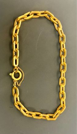 Gold yellow 18 k bracelet oval link 8 inch