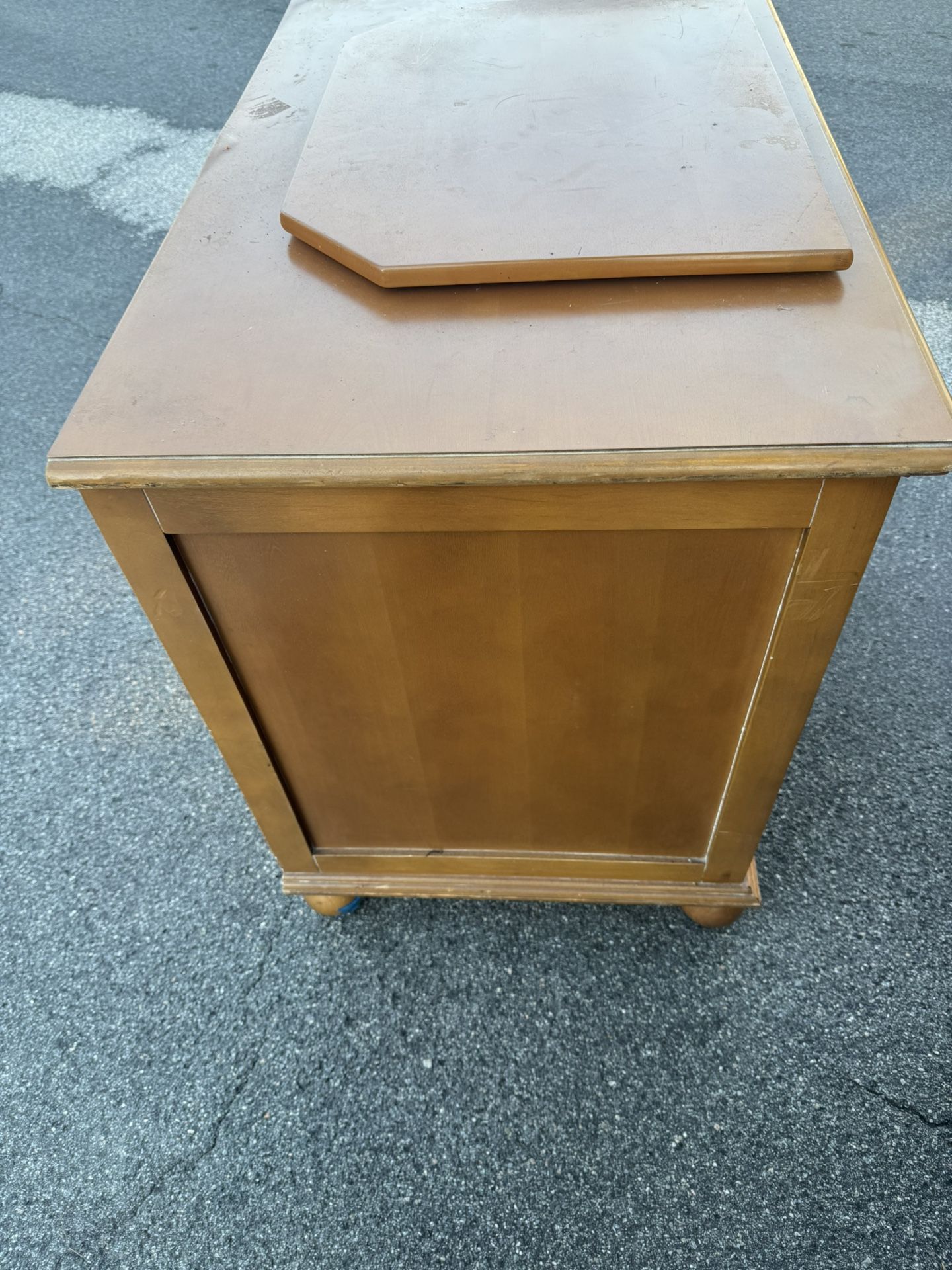 Solid Oakwood TV Stand