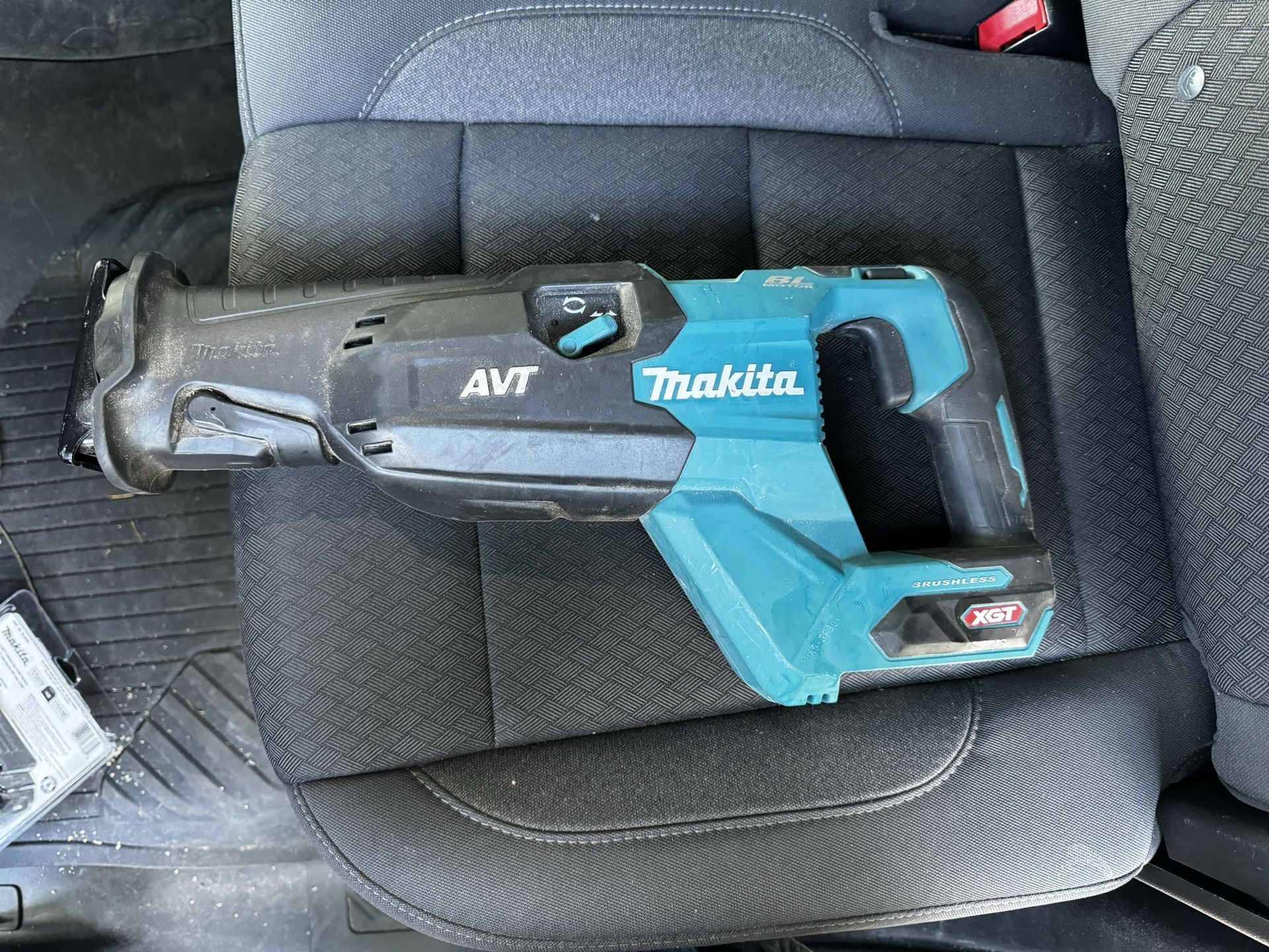 Makita GRJ02Z 40V max XGT Brushless Cordless AVT Orbital Recipro Saw