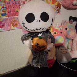 Disney The Nightmare Before Christmas 21" Jack Skellington "Master of Fright" Halloween Plush Door Greeter