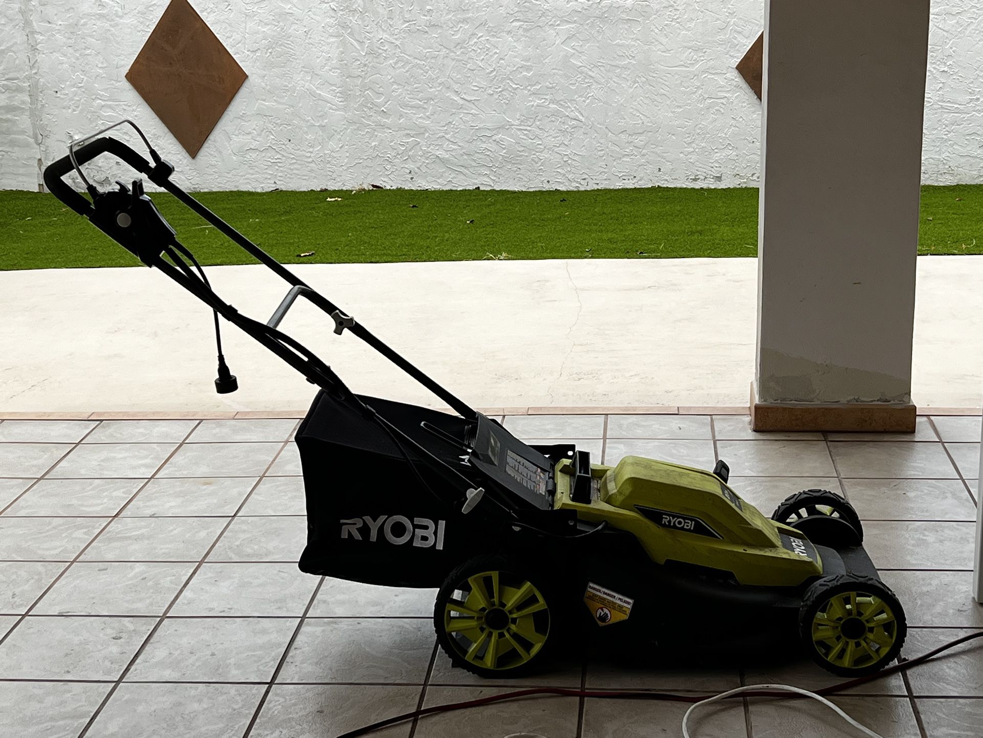 RYOBI Corded Lawn Mower