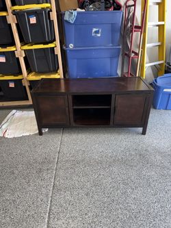 TV Stand/Cabinet