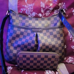 LV Purse