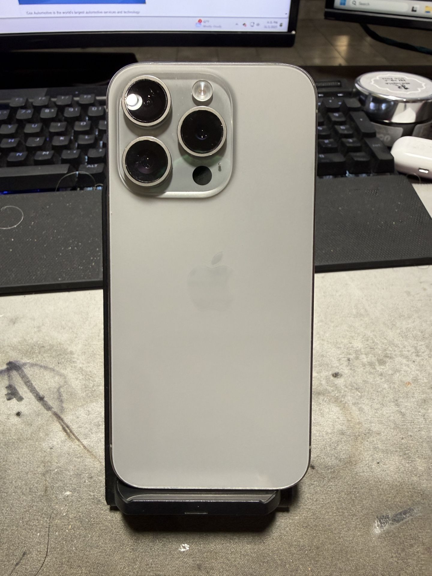 iPhone 15 Pro (T-Mobile) 128gb