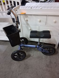 VERY NICE  LARGE  KNEE SCOOTER