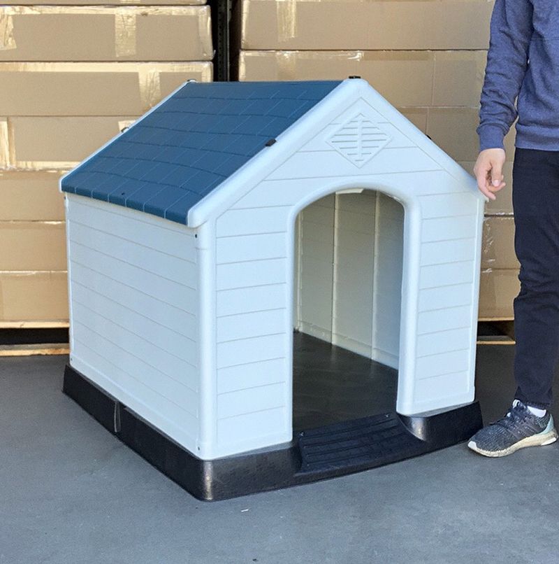 $110 (new in box) waterproof plastic dog house for large size pet indoor outdoor cage kennel 36x34x38 inches