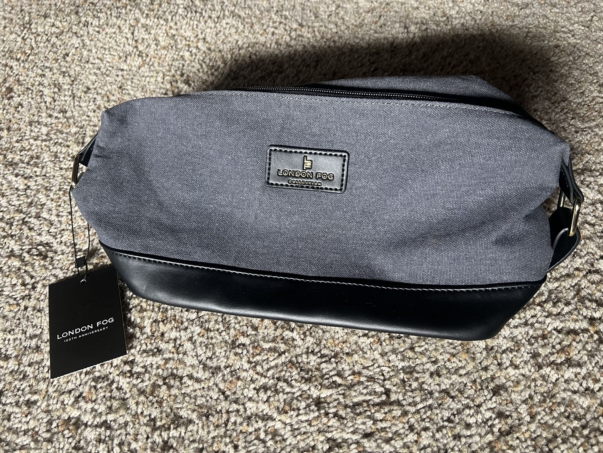 London Fog Cosmetic Case